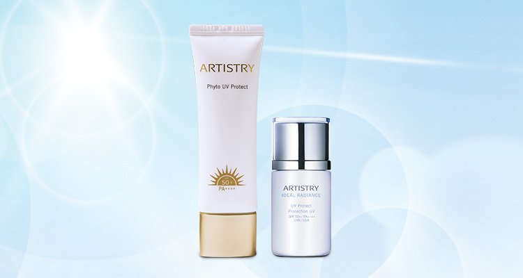 Stylised image of ARTISTRY Phyto UV Protect and ARTISTRY IDEAL RADIANCE UV Protect in the sun 1 